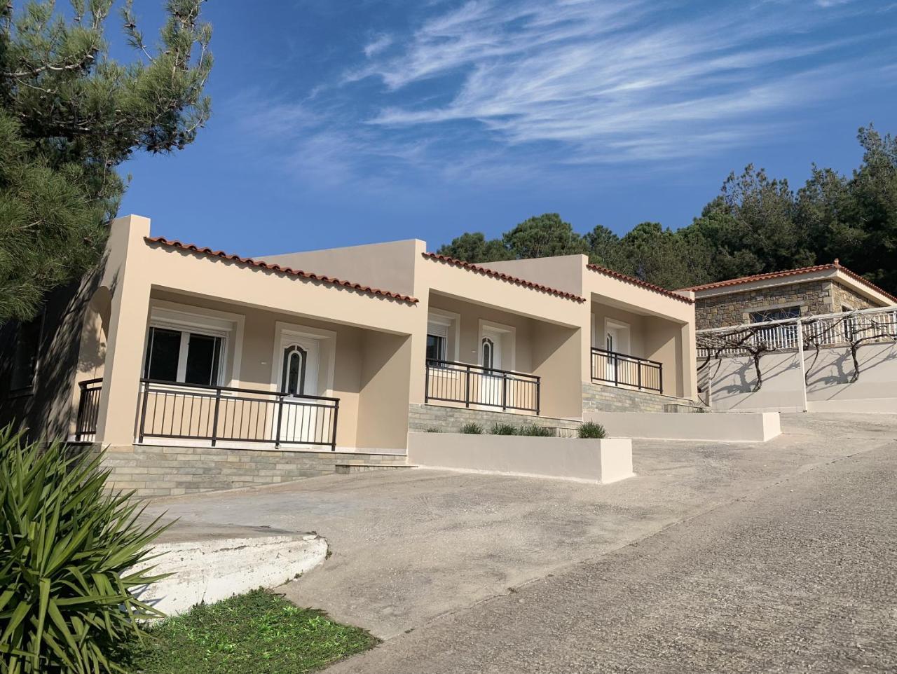 Iliovasilema Aparthotel Plati  Exterior photo